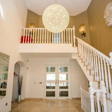 30439 - Fantastic Luxury Near Marbellac
